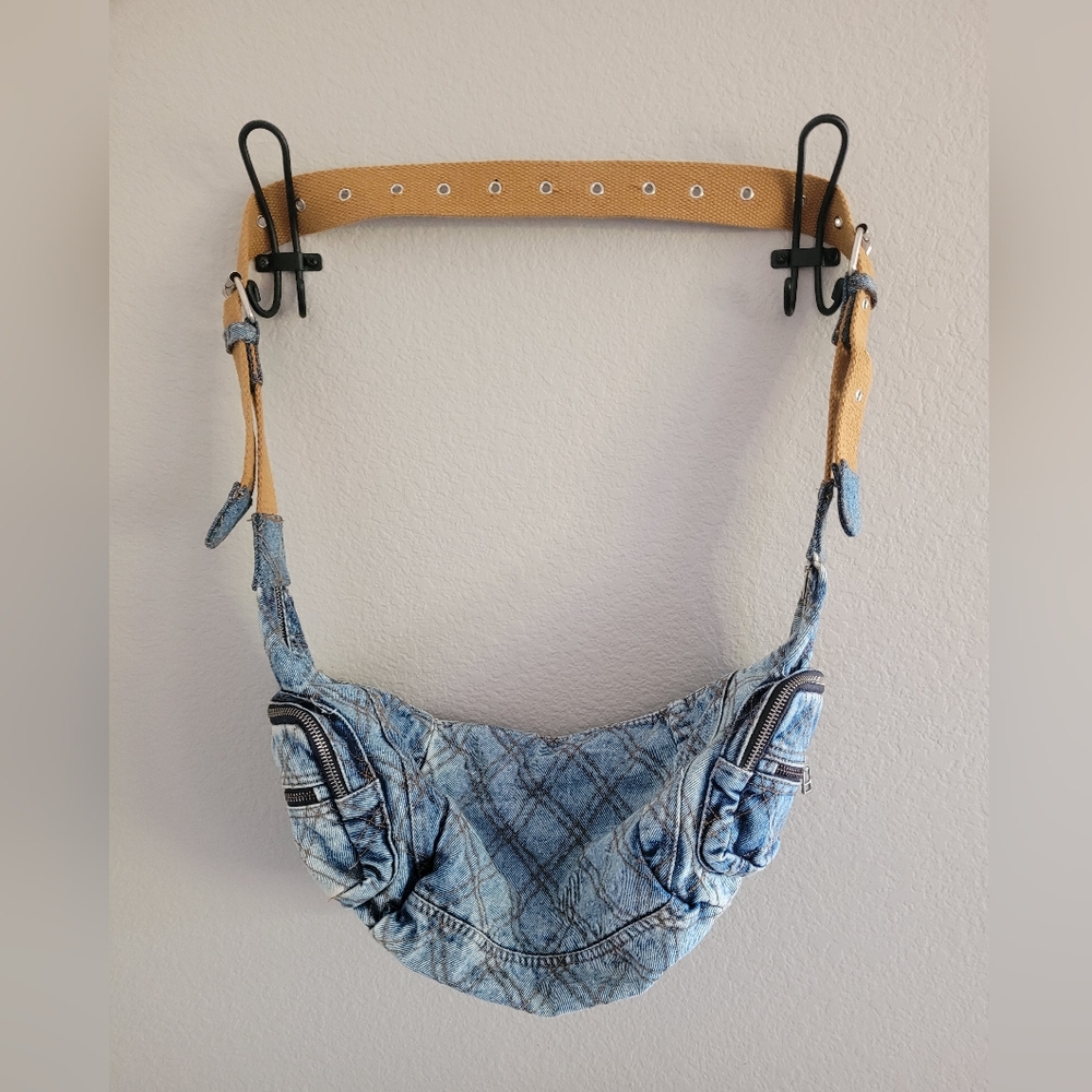URBAN OUTFITTERS Denim Sling/Crossbody Bag - Picture 4 of 12